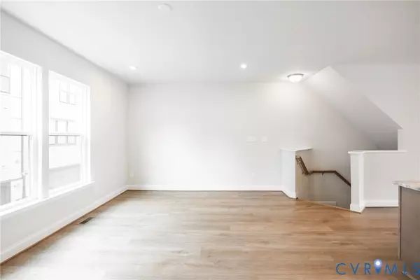 Glen Allen, VA 23060,4406 Dominion Forest CIR