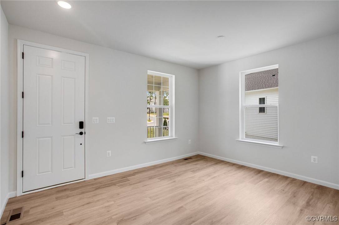 Ladysmith, VA 22546,7094 Braxton CT