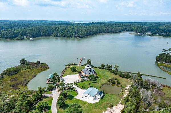 744 Possum Point RD, Port Haywood, VA 23109