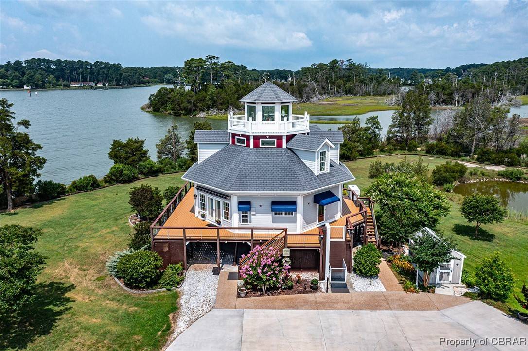 Port Haywood, VA 23109,744 Possum Point RD