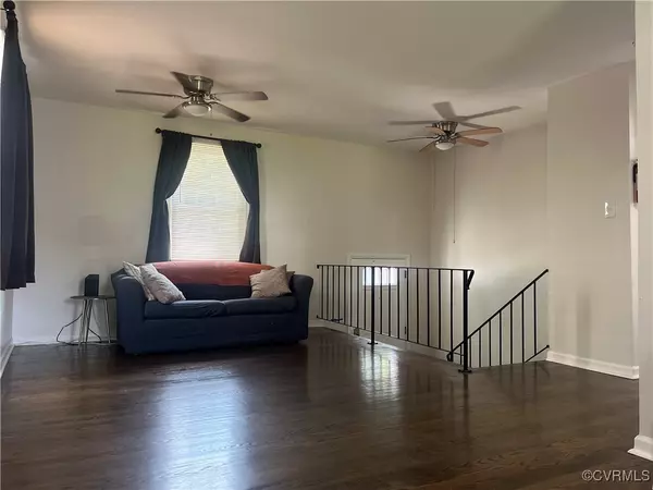 Petersburg, VA 23805,529 S Azalea RD