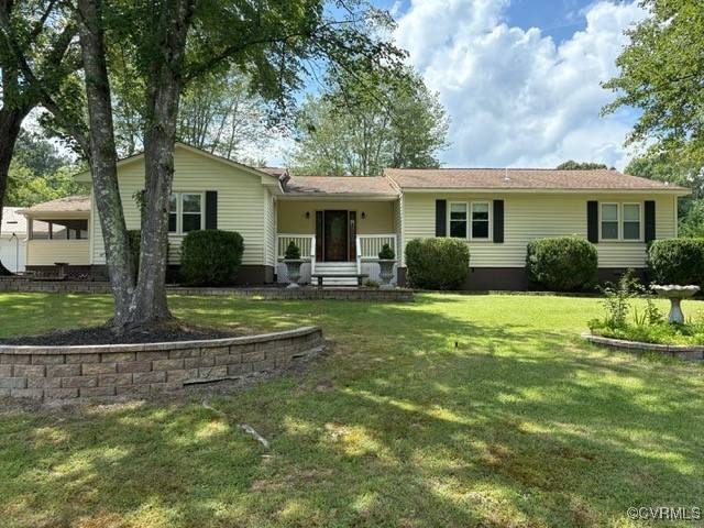 127 Wickham RD, Bumpass, VA 23024