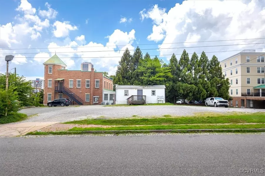 1920 E Broad ST, Richmond, VA 23223