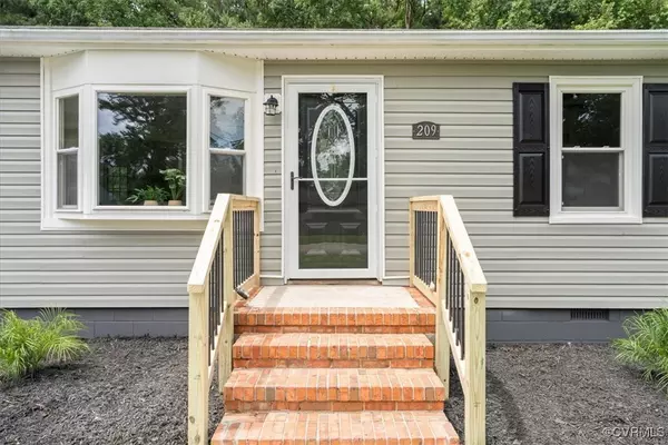 Petersburg, VA 23805,209 Lakewood DR