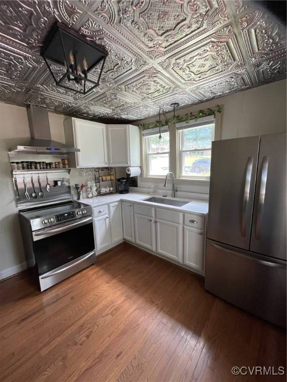 Staunton, VA 24401,958 Donaghe ST