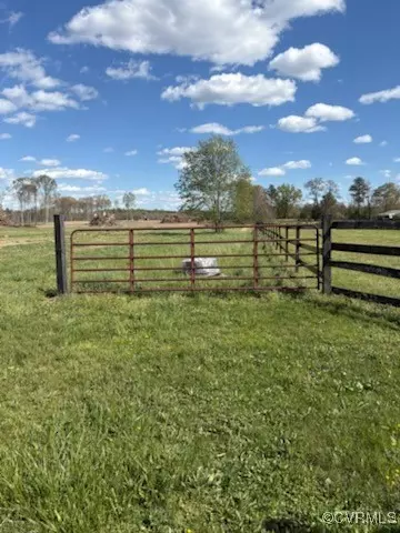 Bowling Green, VA 22427,000 Locust Hill RD