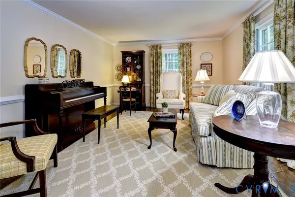 Williamsburg, VA 23185,114 Crownpoint RD