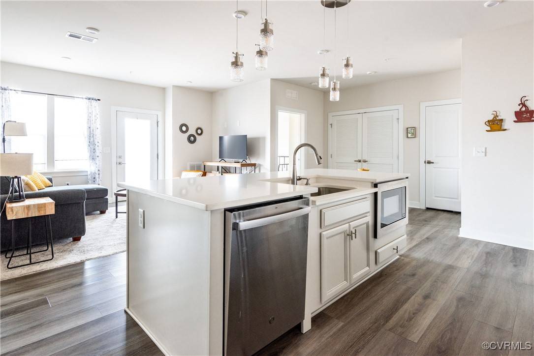 Midlothian, VA 23112,3900 Maze Runner DR #104