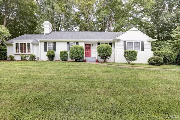 8702 Standish LN, Henrico, VA 23229