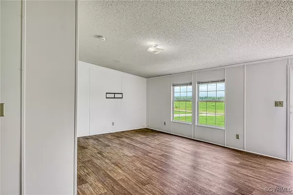 Louisa, VA 23093,5290 W Old Mountain RD