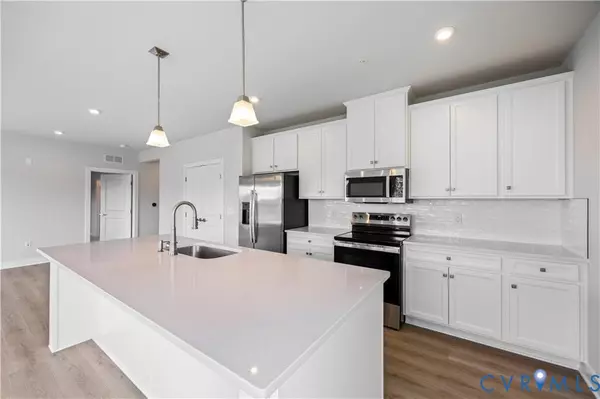 6725 Citory WAY #205, Moseley, VA 23120
