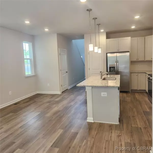 Providence Forge, VA 23140,5742 Flowering Peach LN