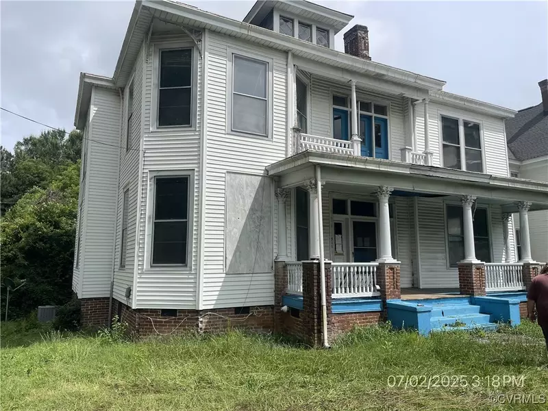 511 S Main ST, Blackstone, VA 23824