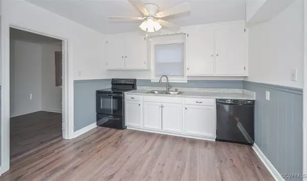 Sandston, VA 23150,21 Medlock RD