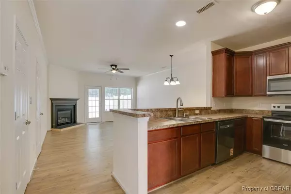 Newport News, VA 23608,469 Revolution LN