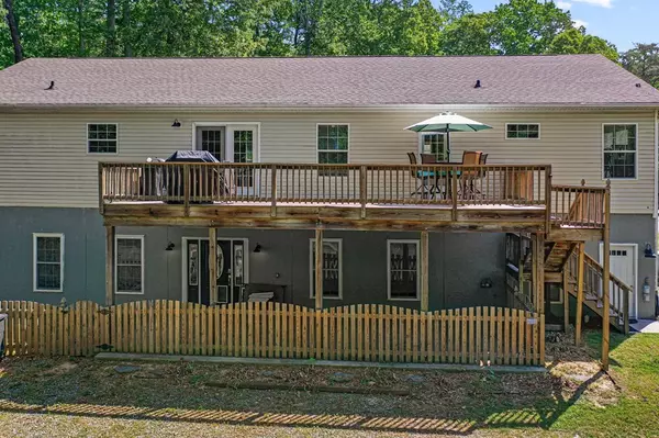 Heathsville, VA 22473,390 Captains Point LN
