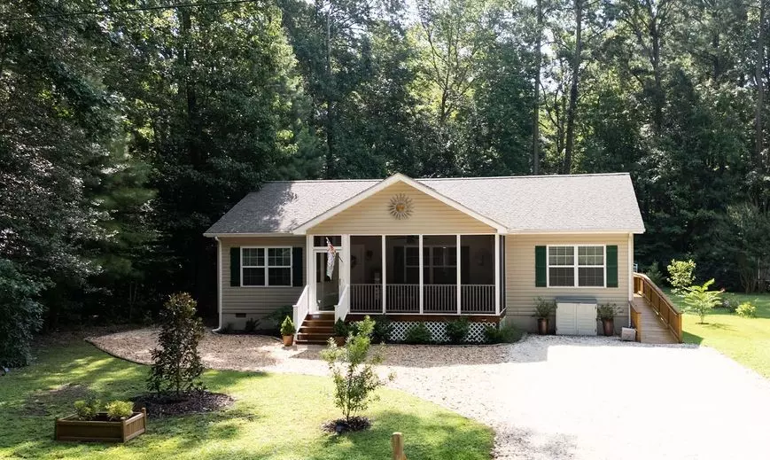Reedville, VA 22539,640 Lancelot DR