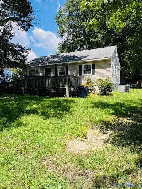 Petersburg, VA 23805,211 Deerfield DR