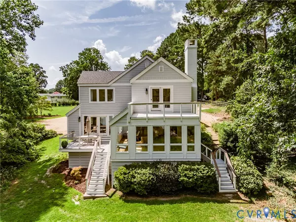 48 Sams Cove LNDG, Irvington, VA 22480