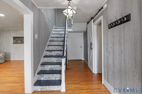 Woodstock, VA 22664,323 N Church ST