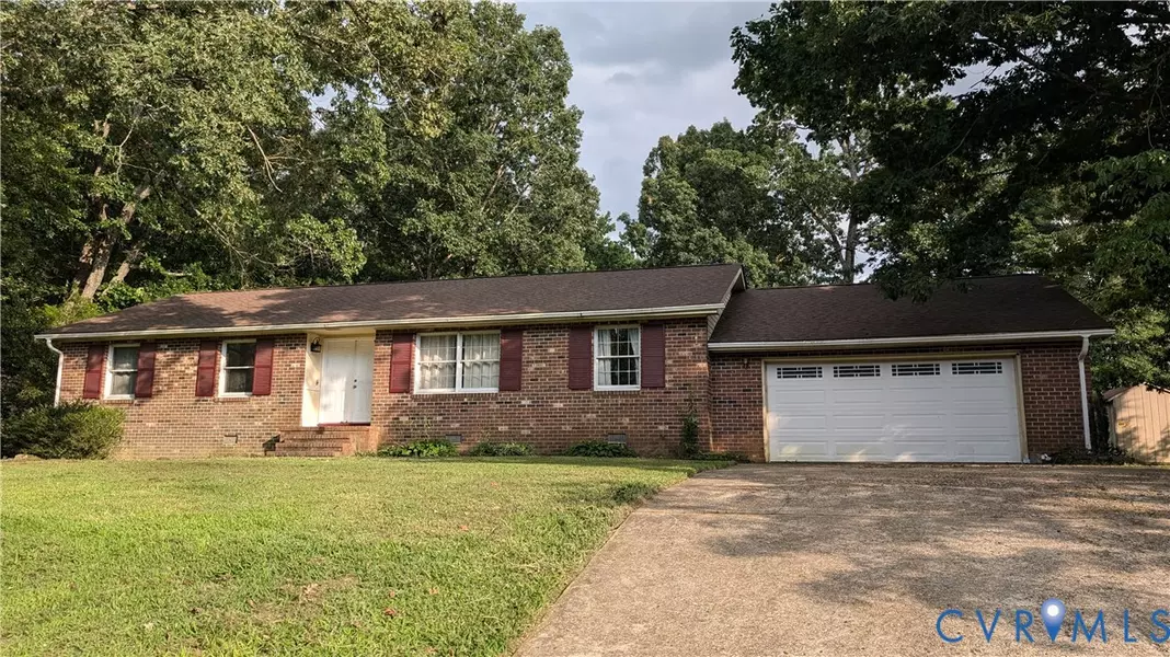 10105 Southampton RD, Disputanta, VA 23842