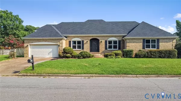 1925 Foxs Lair TRL, Norfolk, VA 23518