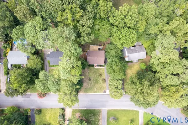 Henrico, VA 23238,9510 Chatterleigh DR