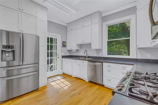 Irvington, VA 22480,19 Cedardale LN