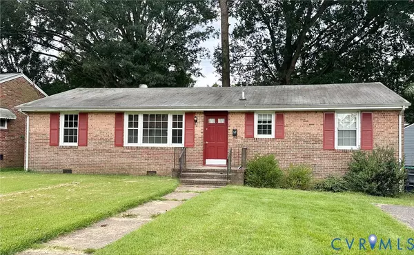 317 Yorktown DR, Colonial Heights, VA 23834