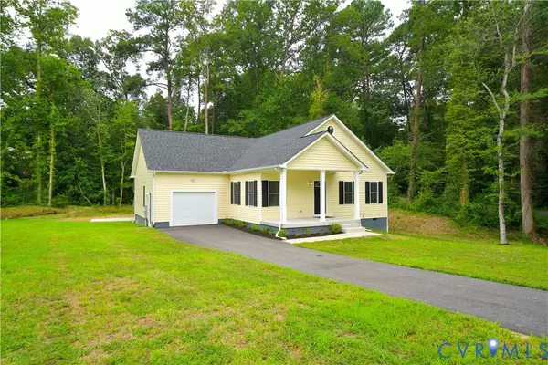 11800 Shady LN, Chester, VA 23831