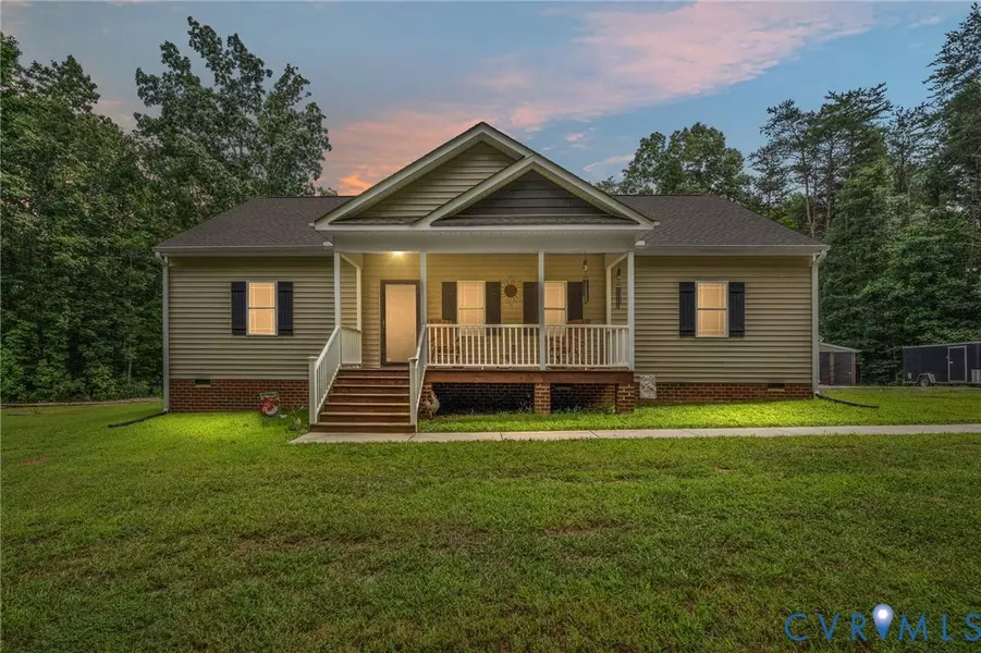 1130 Signboard RD, Bumpass, VA 23024