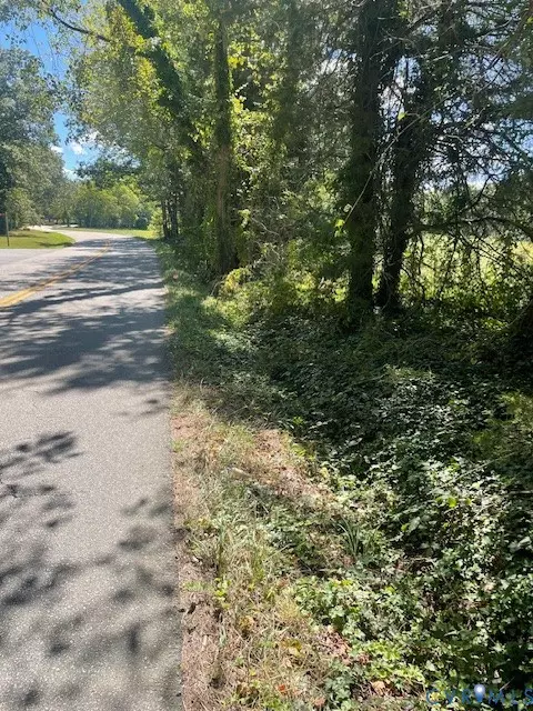 Crozier, VA 23039,Address not disclosed