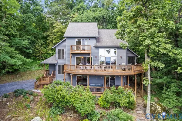 130 Chestnut PL, Nelson, VA 22967