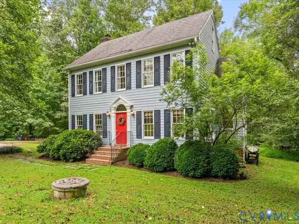 2290 White Horse RD, Maidens, VA 23102
