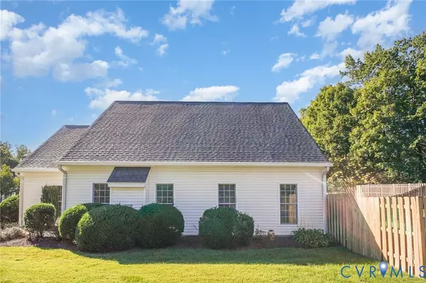 Fredericksburg, VA 22408,9514 Perthway CT