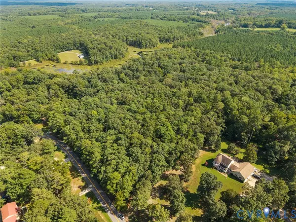 South Chesterfield, VA 23803,8611 Graves RD