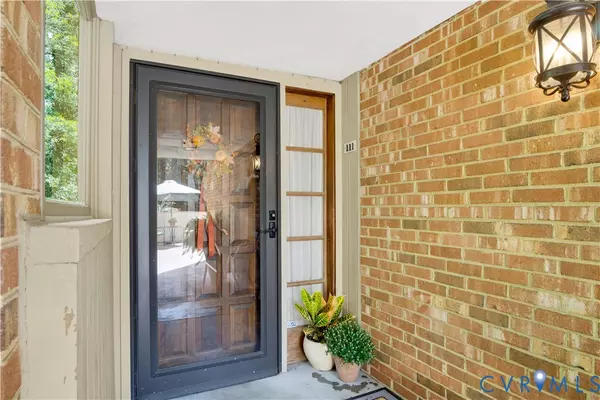 Williamsburg, VA 23185,376 Merrimac TRL #111