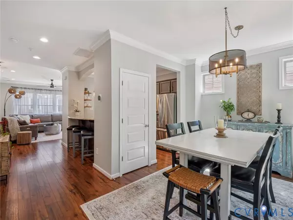 Henrico, VA 23231,4947 Old Main ST