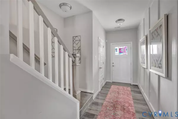 Moseley, VA 23120,18751 Palisades RDG