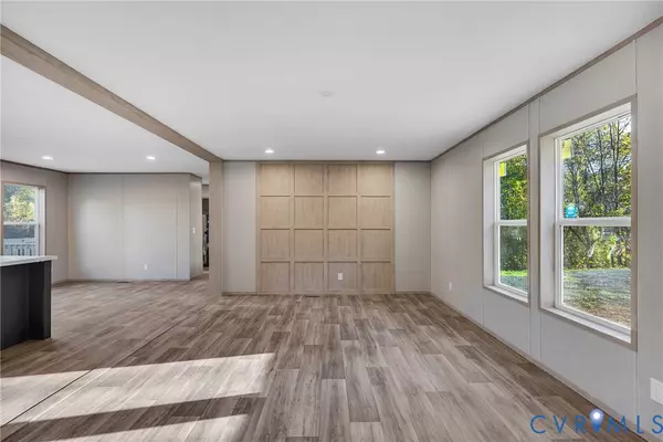 Louisa, VA 23093,1756 Kents Mill RD