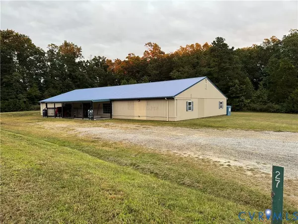 Farmville, VA 23901,27 Bayberry LN