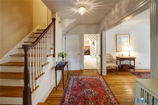 Richmond, VA 23230,4503 Monument AVE