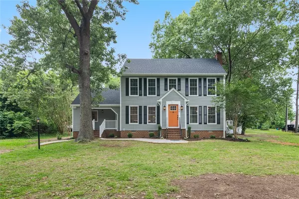 1756 Tyndall Point RD, Gloucester Point, VA 23062