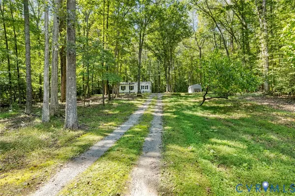 Powhatan, VA 23139,4525 Powhatan Lakes RD