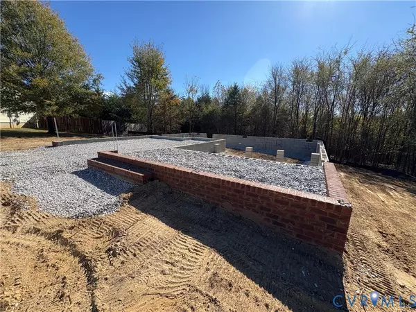 Farmville, VA 23901,104 Pine Ridge LN