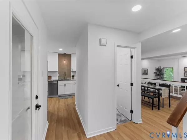 North Chesterfield, VA 23235,9911 Groundhog DR