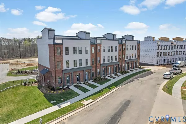 13217 Garland LN, Midlothian, VA 23114