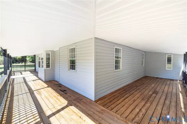 Sutherland, VA 23885,5318 Pine Hill RD