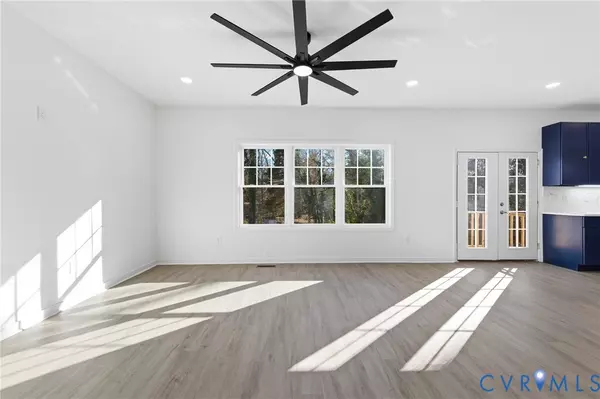 Chester, VA 23831,12104 Mathenay DR