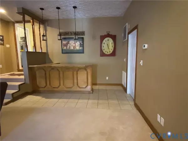 Aylett, VA 23009,3766 Venter RD